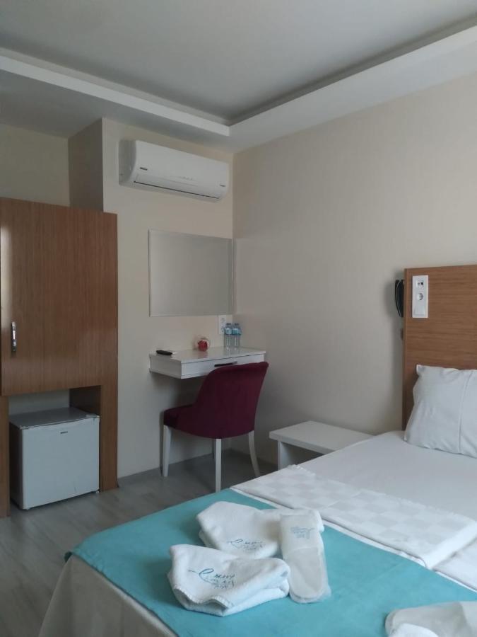 Mavi Liman Otel Çeşme Zewnętrze zdjęcie