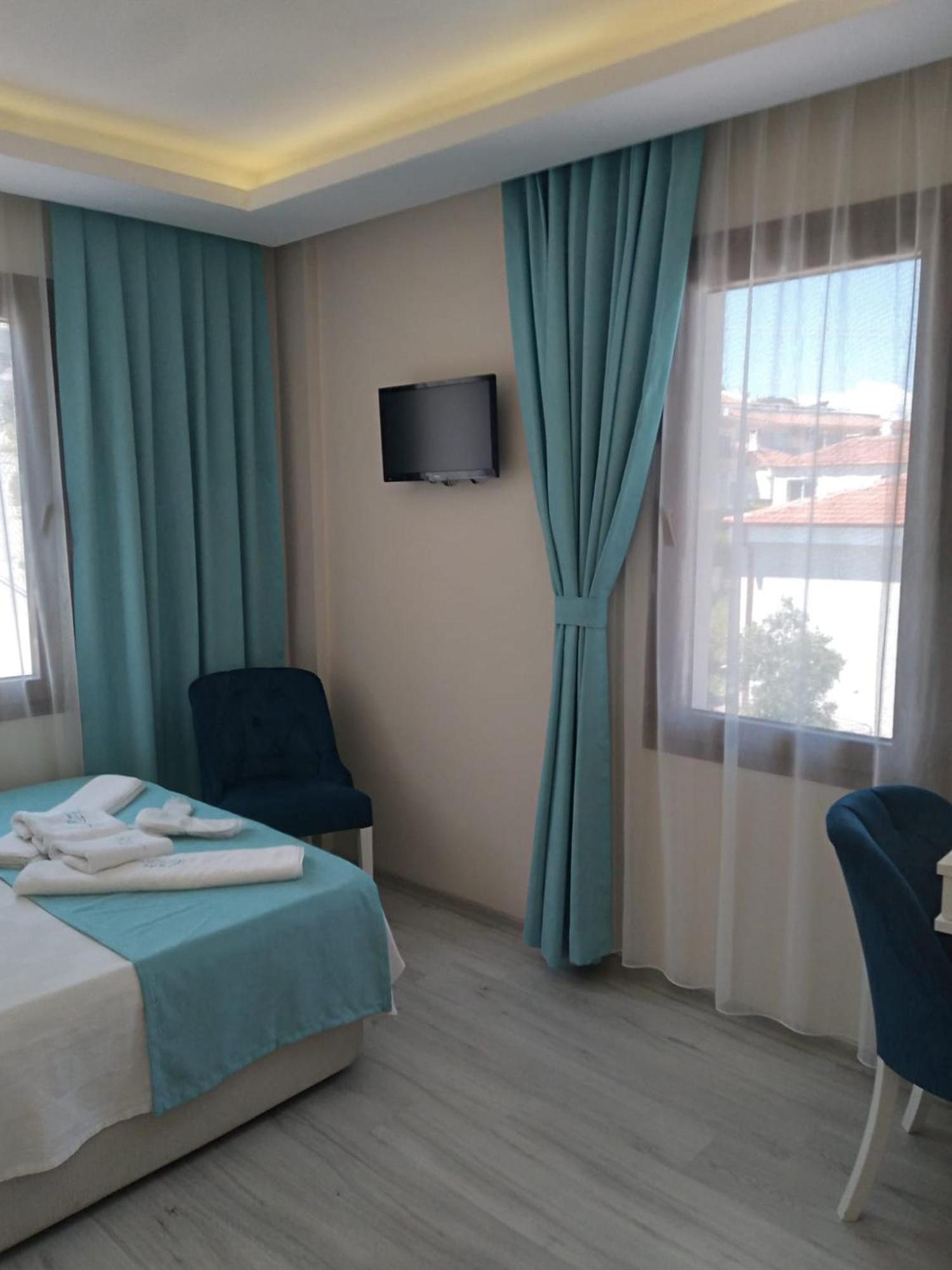 Mavi Liman Otel Çeşme Zewnętrze zdjęcie